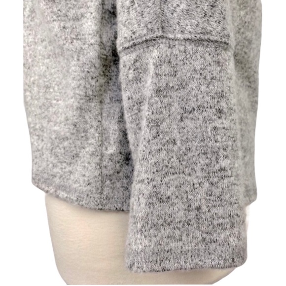 Green Envelope front faux wrap front sweater - Picture 8 of 11